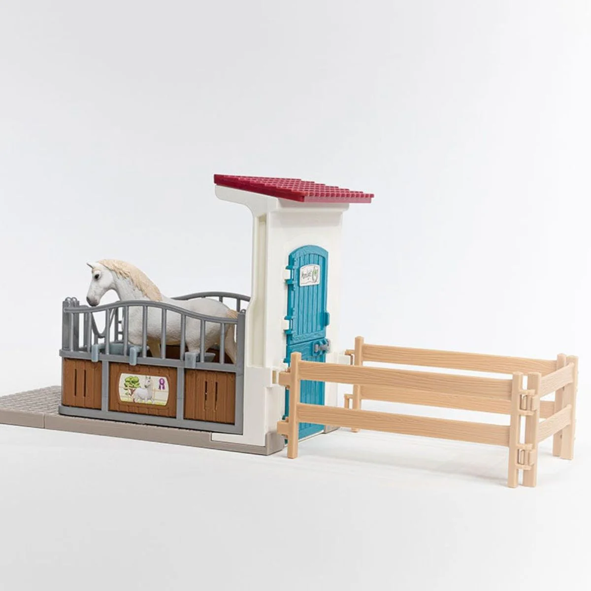 Horse Stall Extension - Image 4
