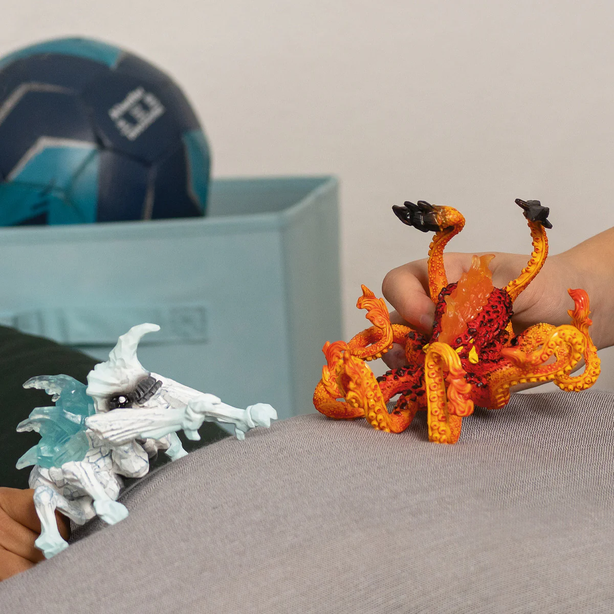 Ice Bug vs. Fire Kraken - Image 3